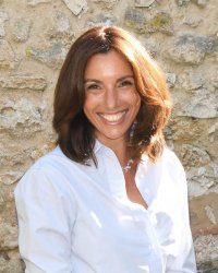 Un coup de maître : une comédie qui parle d'art et d'amitié avec Aure Atika
