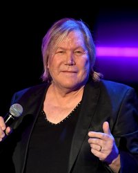 Patrick Juvet : selon sa soeur Nancy, il vivait mal ses changements physiques