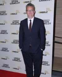Matthew Perry lance une collection de vêtements inspirés de Friends