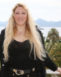 Loana prête à refaire Loft Story ? "Je resignerais pour tout"
