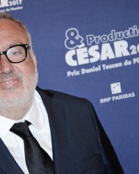 Dominique Farrugia handicapé, l'humour l'a aidé à tenir bon