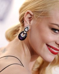 Jaime King prépare une ligne de cosmétiques pour 2016