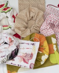 Assortir son masque et son chouchou : la tendance mode qui monte
