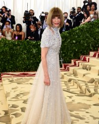 À 7 ans, Harper Beckham opte pour le carré d'Anna Wintour