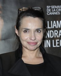 Béatrice Dalle : "Je suis assez brute et barbare"