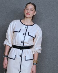 Marion Cotillard "bouleversée" par la chirurgie esthétique