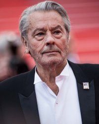Alain Delon : "Ma carrière est la seule chose que j'ai réussie dans ma vie"