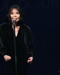 Juliette Gréco : 3 choses à savoir sur son amour interdit avec Miles Davis
