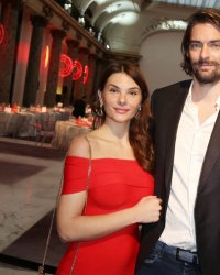 Camille Lacourt et sa compagne annoncent un heureux évènement