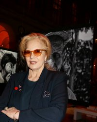 Sylvie Vartan : pourquoi s'est-elle mêlée de l'héritage de Johnny Hallyday ?
