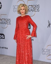 Jane Fonda n'a pas peur de vieillir : "Ça ne me dérange pas vraiment"