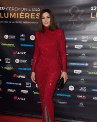 Monica Bellucci devient la nouvelle égérie Nivea