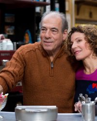 Plus belle la vie : non, Michel Cordes (Roland Marci) ne quitte pas la série