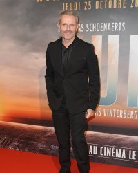 Lambert Wilson : ses mensonges pour cacher la pauvreté de ses parents