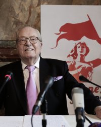 Jean-Marie Le Pen raconte le jour de son dépucelage
