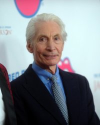 Elton John, Carla Bruni, Nagui... les stars rendent hommage à Charlie Watts