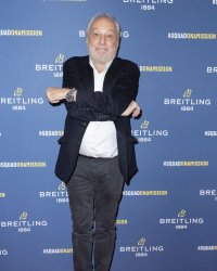 François Berléand "papa poule" avec ses jumelles : "Ça en est pathétique"