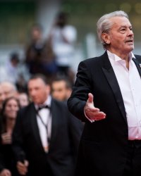 Alain Delon : son touchant message de soutien à Bernard Tapie