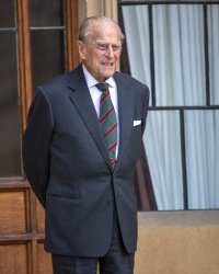 Le prince Philip toujours hospitalisé : Buckingham Palace donne des nouvelles