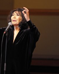 Obsèques de Juliette Gréco : les stars lui rendent un dernier hommage
