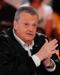 Guy Carlier revient sur sa perte de poids : "Je dois en être à 160 kilos"
