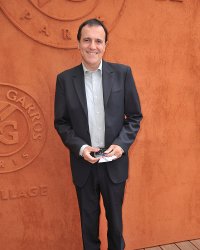 Thierry Beccaro va raconter son passé d'enfant battu dans un livre