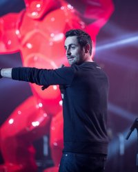 Comment Camille Combal s'est-il blessé à cause de Kev Adams ?