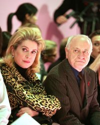 Pierre Bergé et les stars : un homme bien entouré