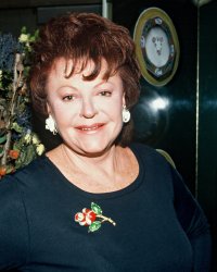 Régine met ses affaires en vente pour "faire revivre une époque"