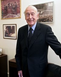 Décès de Valéry Giscard d'Estaing : 3 indiscrétions sur l'ancien président