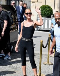 Céline Dion ose la combi de cycliste en pleine canicule