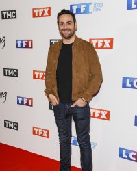 Camille Combal, harcelé par les paparazzis : "Le week-end, c'est en permanence"