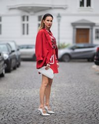 Serre-tête : le nouvel accessoire de l'automne ?