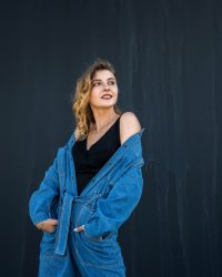 Bleu de travail : comment est-il devenu une tendance mode ?
