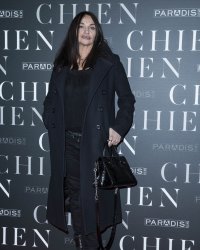 Béatrice Dalle se fait tatouer en hommage à Guillaume Depardieu