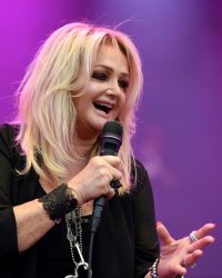 Bonnie Tyler reconnait se faire des injections de Botox "deux fois par an"