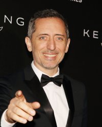 Gad Elmaleh et Tom Leeb célèbrent le déconfinement en chanson