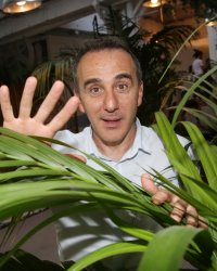 Déconfiné, mais à quel prix ? Elie Semoun dénonce