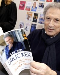Michel Drucker : pourquoi n'est-il jamais devenu père de famille ?
