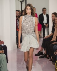 La fille de Cindy Crawford sera-t-elle élue mannequin de l'année ?