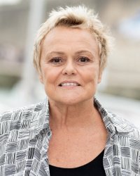 Muriel Robin livre les secrets de son couple avec Anne Le Nen