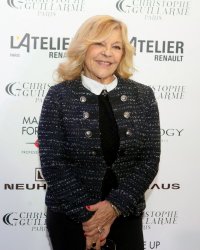 Catherine Deneuve "antiféministe" ? Nicoletta prend sa défense