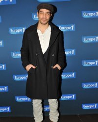 Steevy Boulay se montre en slip sur Instagram