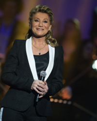 Sheila réagit aux révélations embarrassantes de Smaïn