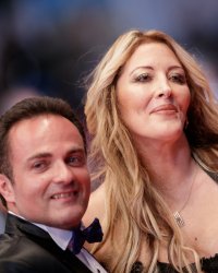 Loana en lingerie pour une vidéo "drôle et mignonne"