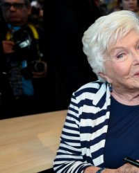 Line Renaud déçue de l'enterrement d'Annie Cordy à cause du COVID