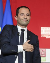 Quand Benoît Hamon éclipse Emmanuel Macron grâce à un kebab