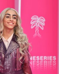 Bilal Hassani s'apprête à sortir une collection de vêtements