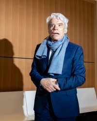 Bernard Tapie agressé avec sa femme : son fils délivre un récit choquant