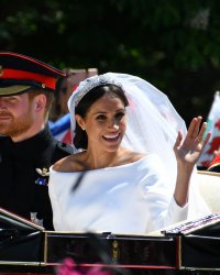 Découvrez le cadeau d'Emmanuel Macron au prince Harry et Meghan Markle
